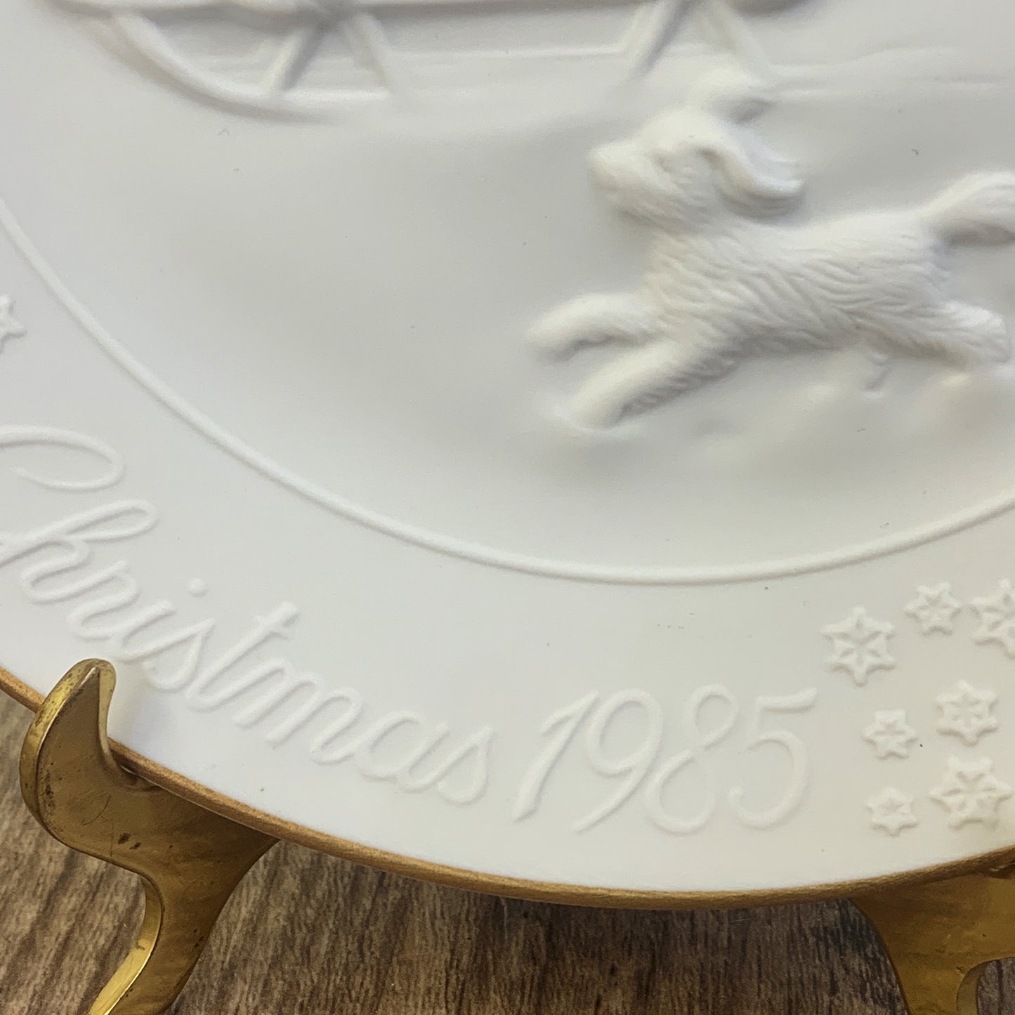 Bisque Avon Christmas Collector Plate 1985, 3D Design Children Sledding, Vintage Avon Christmas Decoration