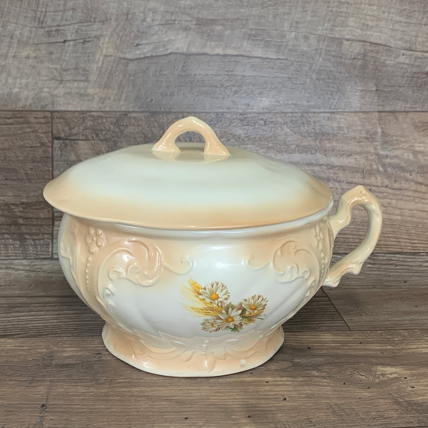 Vintage Ceramic Lidded Chamber Pot with Daisy and Wheat Transfer