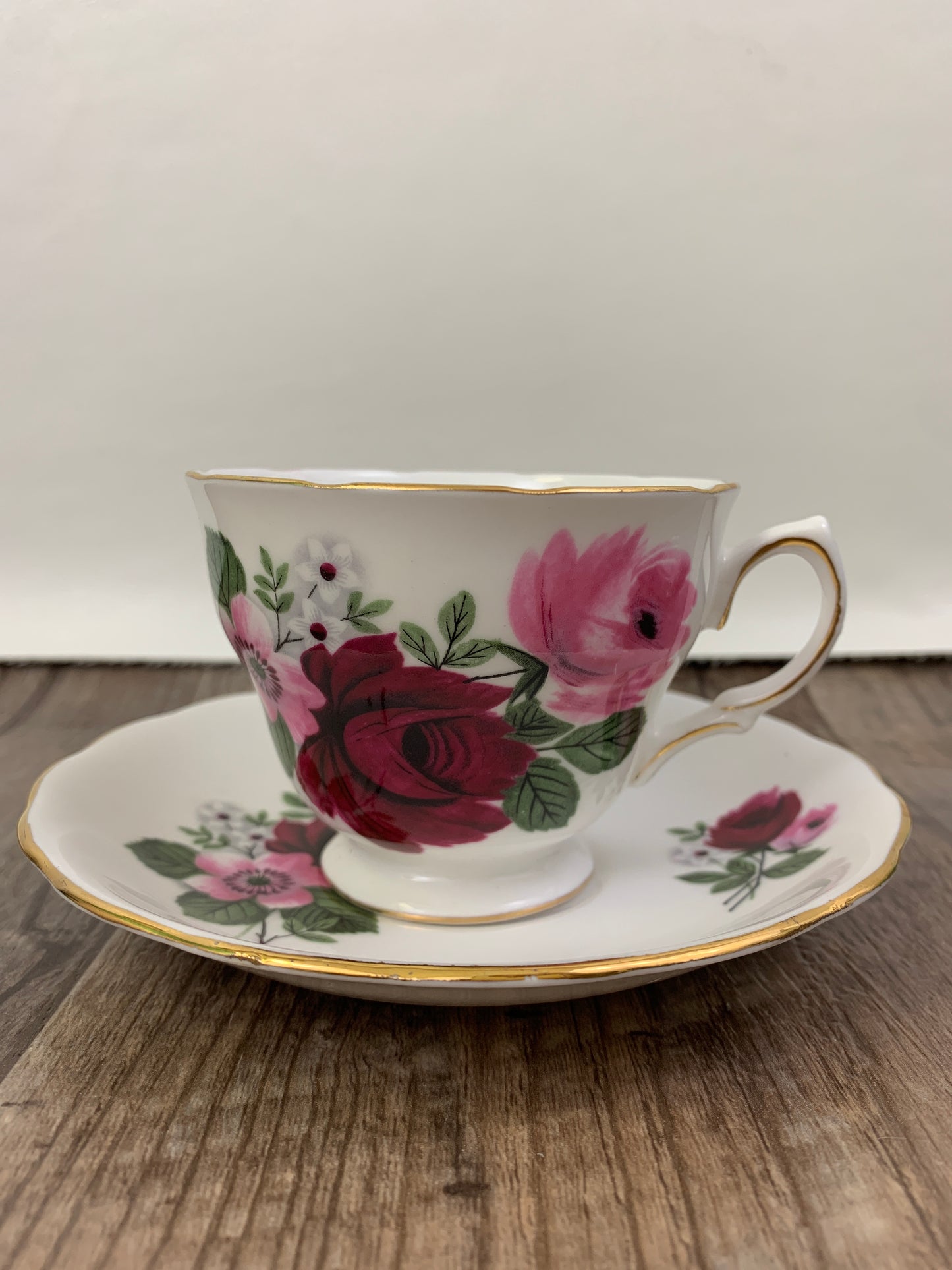 Vintage Teacup with Pink and Red Roses Queen Anne Vintage Tea Cup Pink Red