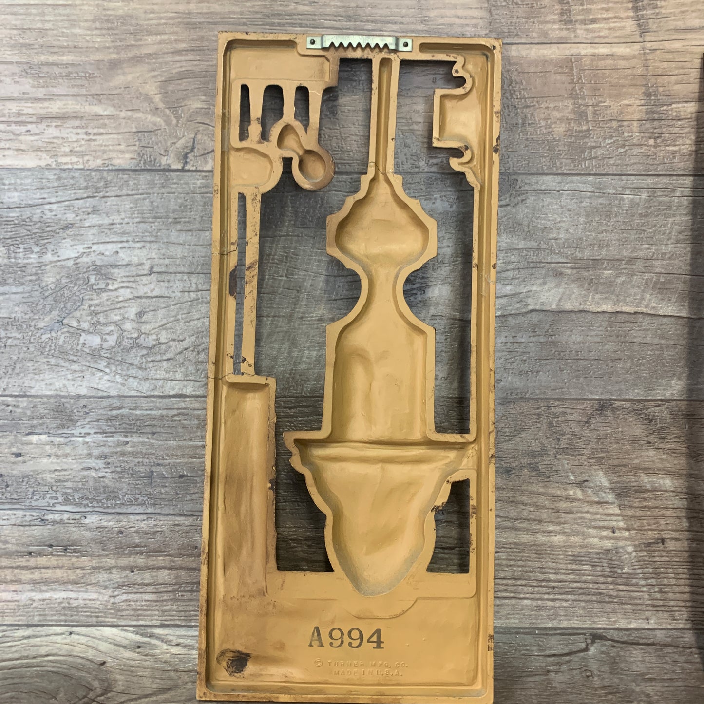 Vintage Wood Look Wall Hangings, Rustic Decor