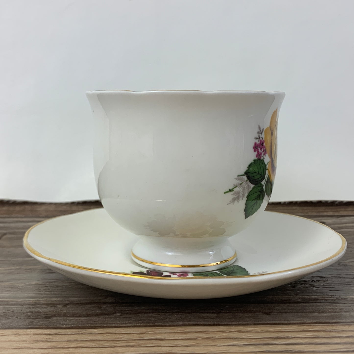 Yellow and Red Floral Pattern Vintage Teacup Sadler Wellington Fine Bone China Teacup with Tea Roses