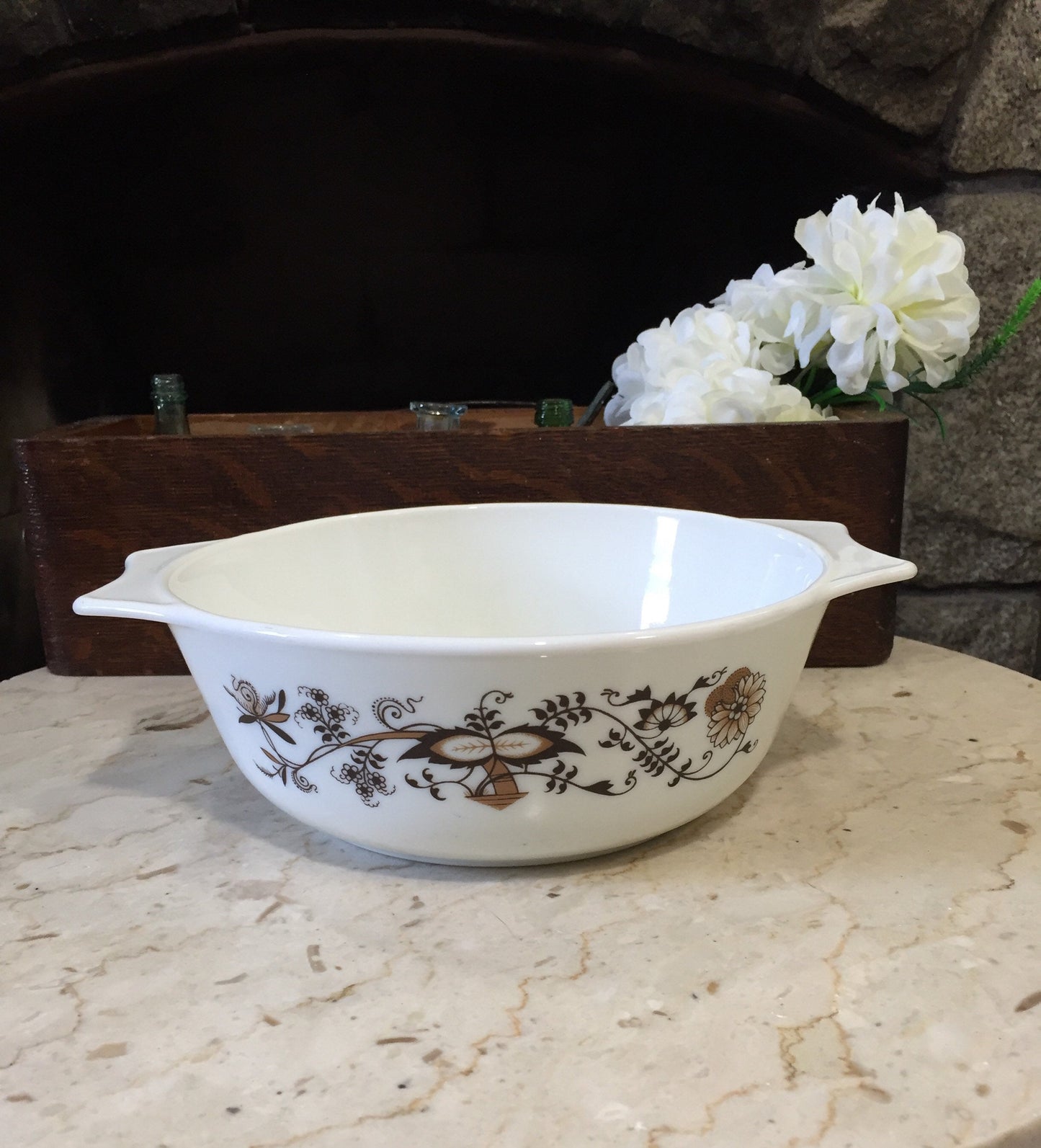 Vintage Pyrex England White Casserole Dish - Pyrex Vintage Casserole Dish - English Pyrex Cookware - Pyrex Casserole - jaj Pyrex