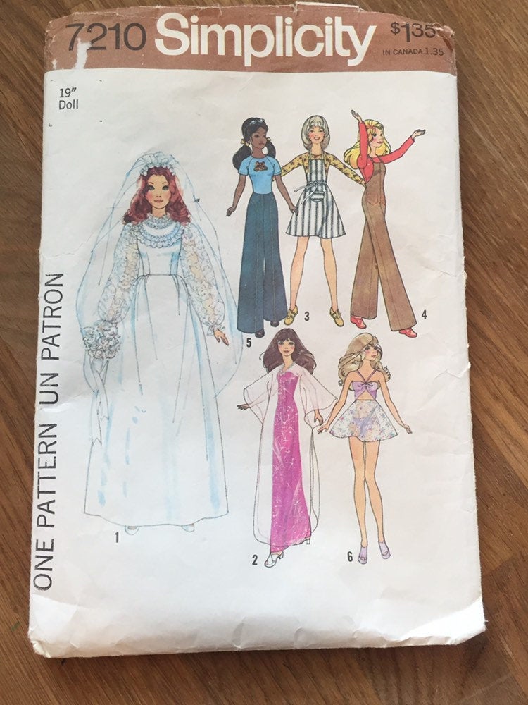 Vintage Simplicity Sewing Pattern-1970's 19" Doll Clothes Sewing Pattern