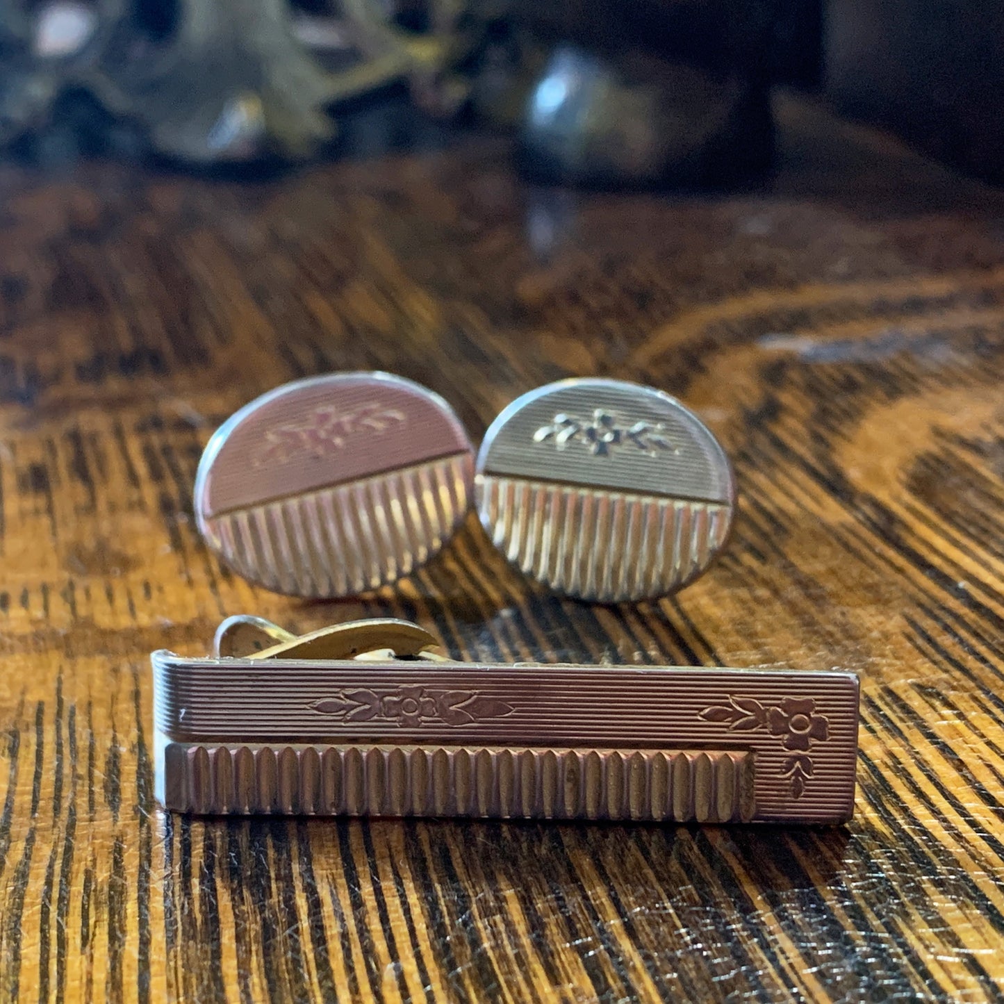 Men's Goldtone Cufflinks and Tie Tack Set