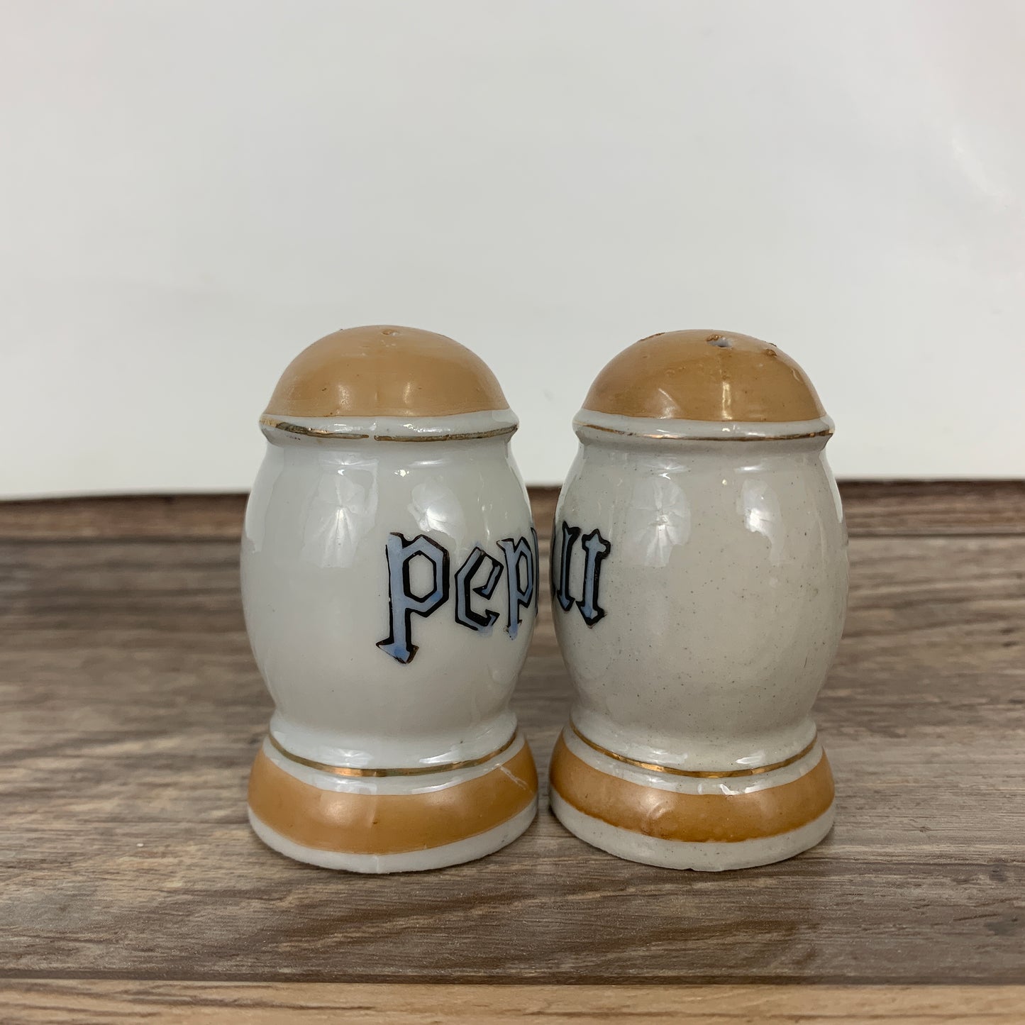 Vintage Salt and Pepper Shakers Stein Shaped with Tray, Made in Japan Vintage Ceramics