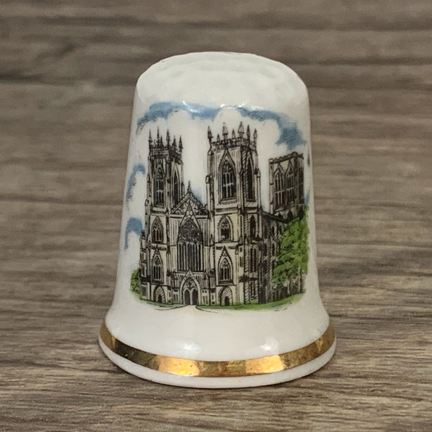 Bone China Thimble York Minister Cathedral, Vintage Travel Souvenir