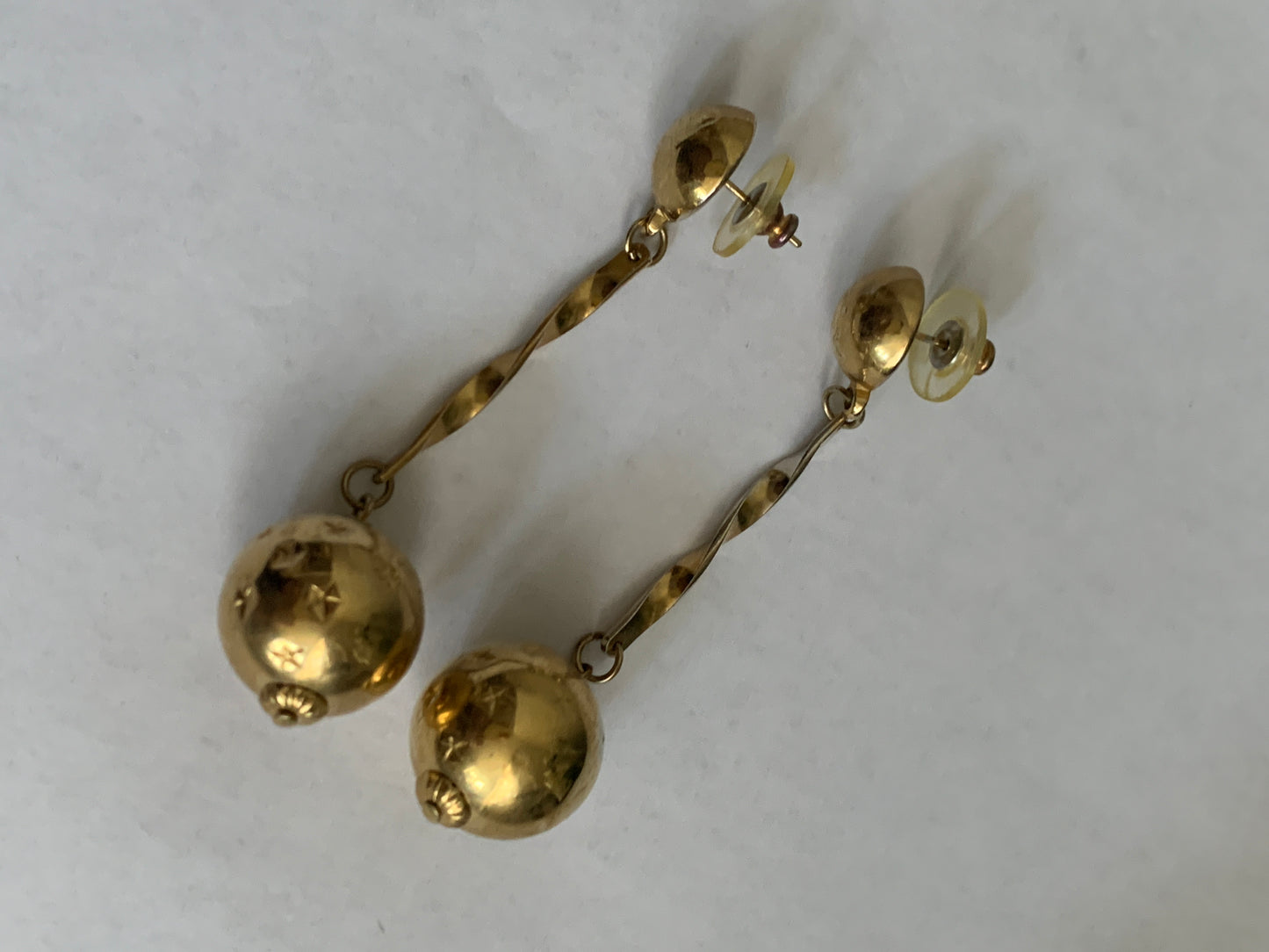 Vintage Dangling Globe Earrings Vintage Pierced Ears Earrings Gold Hanging Globes