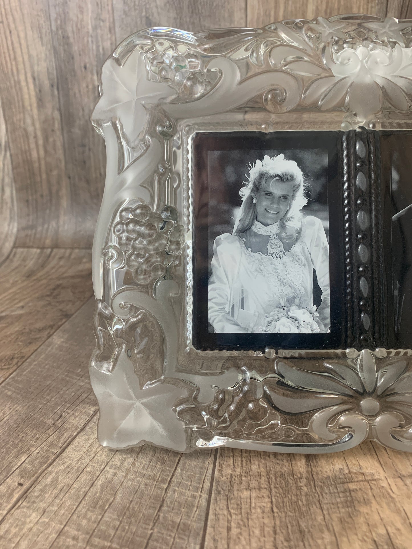 Mikasa Glass Photo Frame Two 3 x 5 Photo Frame Wedding Gift Vintage Home Decor