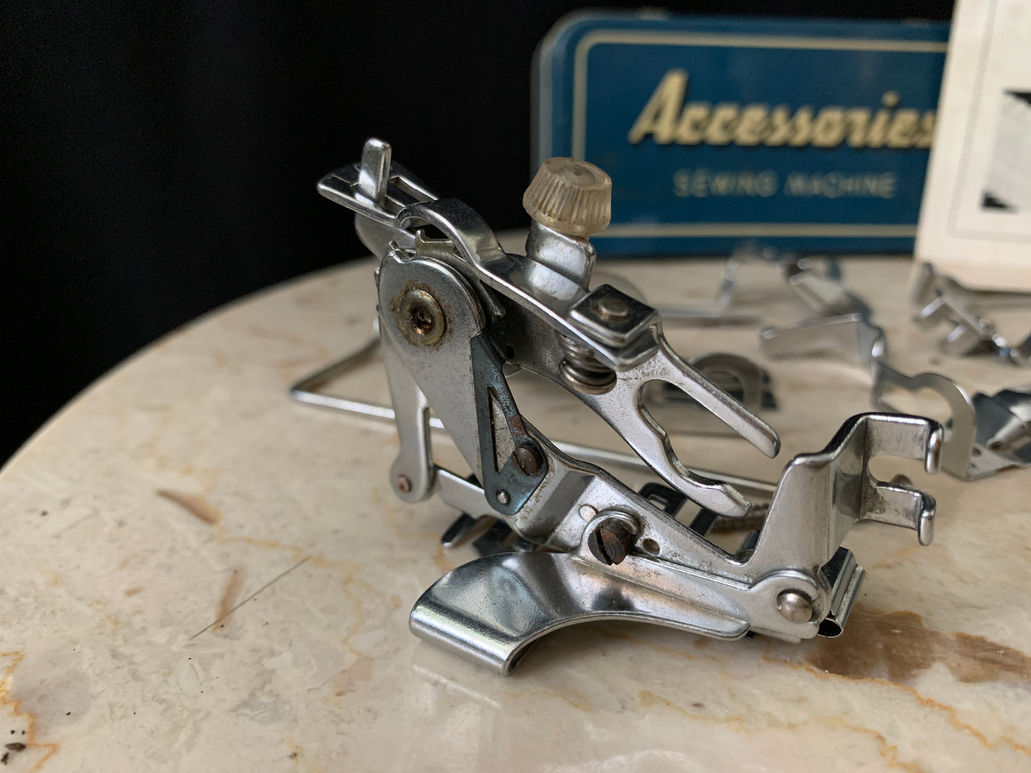 Sewing Machine Accessories with Tin