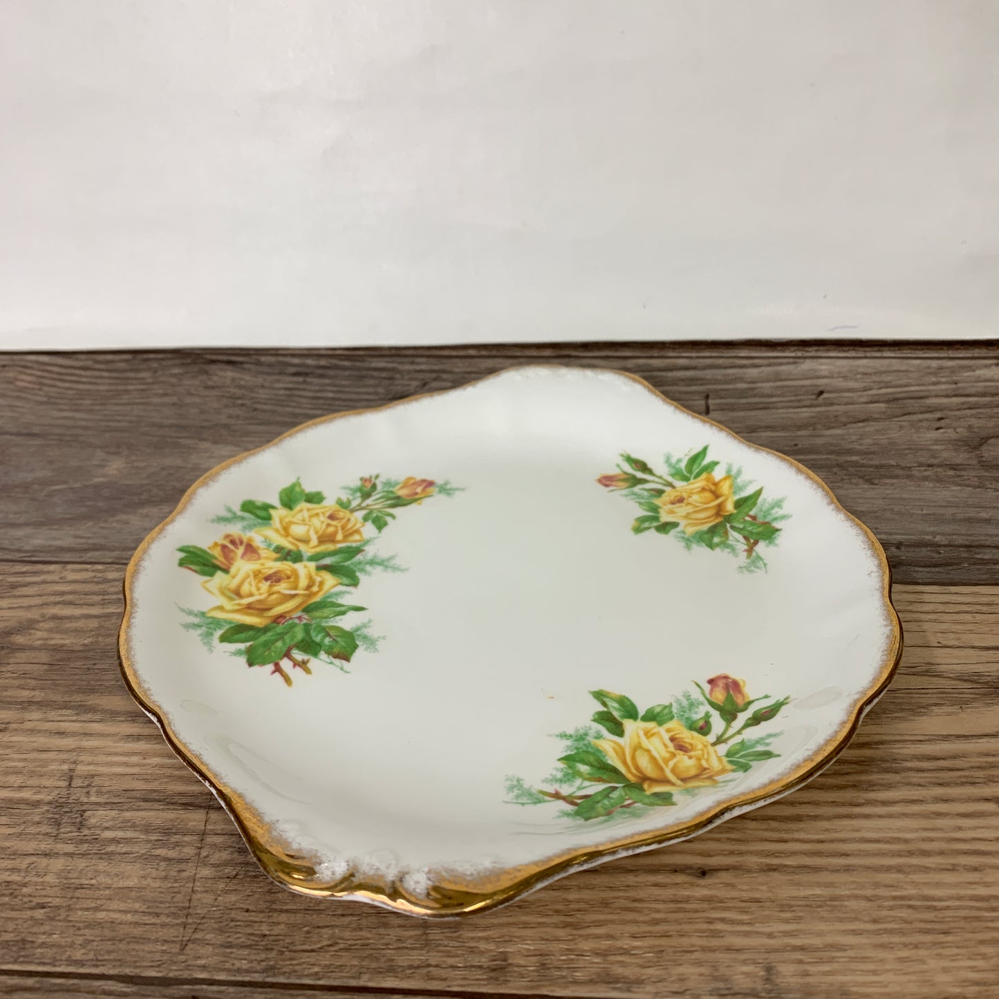 Royal Albert Tea Rose Cake Plate, Handled Cake Plate with Yellow Roses