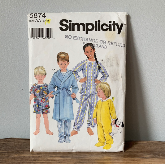 Unisex Childrens Pajamas and Robe Sewing Pattern Size Baby to Toddler 2 Simplicity 5874