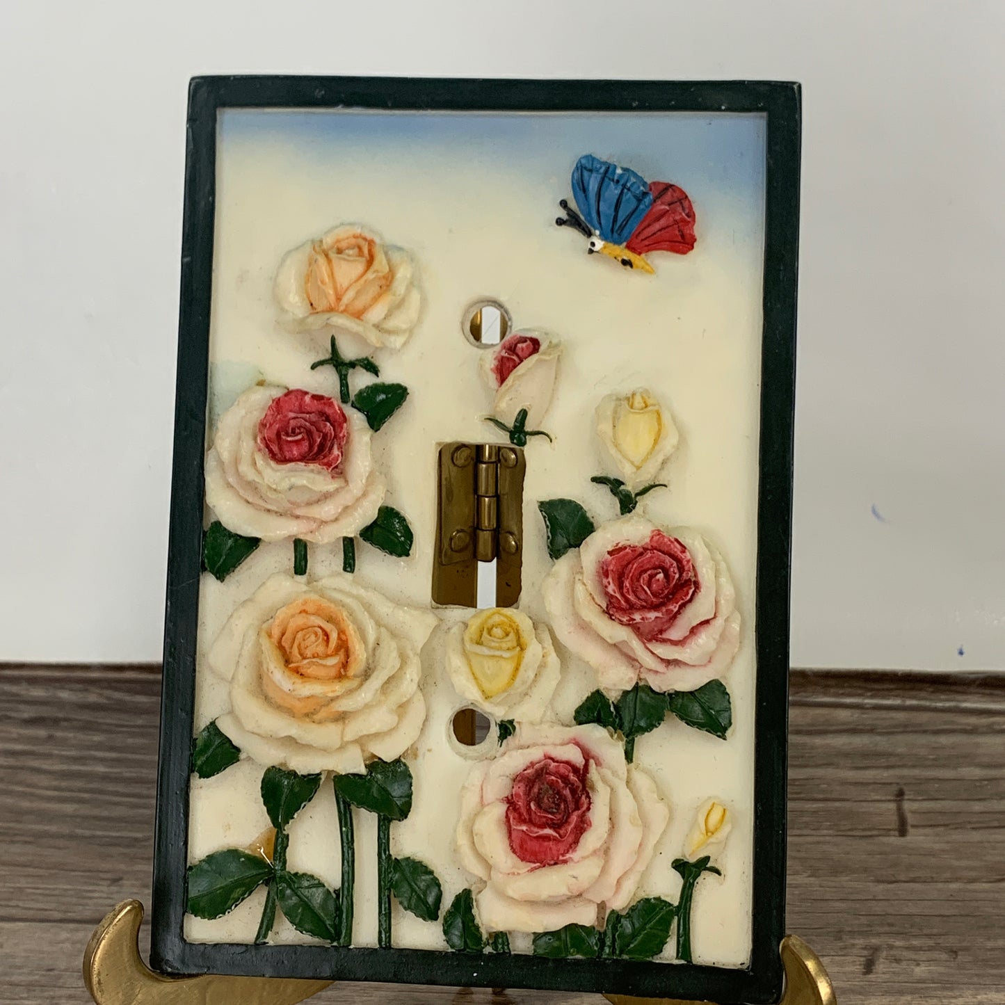 Vintage 3D Floral Switch Plate