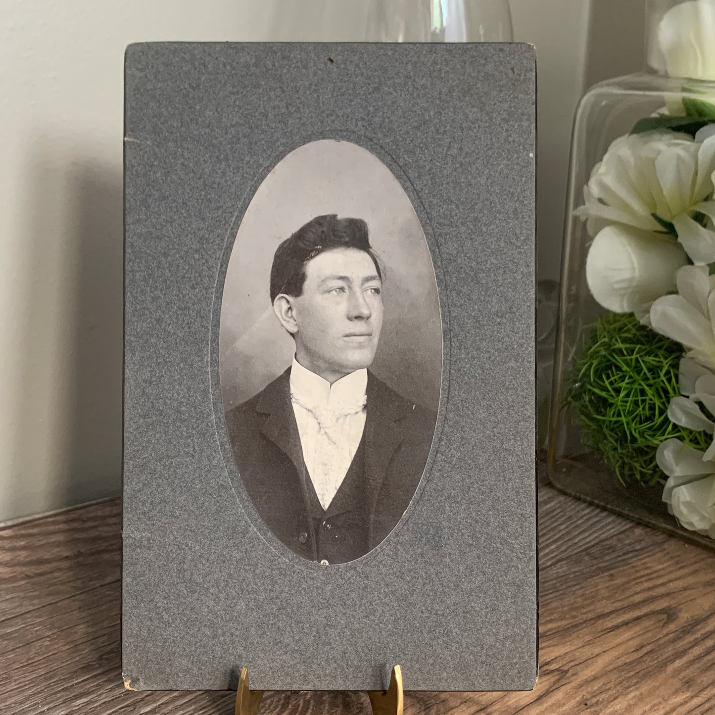 Antique Cabinet Card Photo H G Kidd Handsome Gentleman Black and White Photo