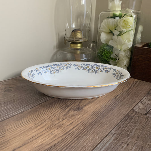 Royal Standard Oval Vegetable Bowl