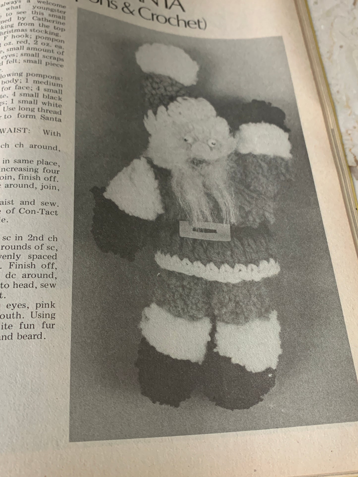 Vintage Christmas Craft Book Women’s Circle 1981