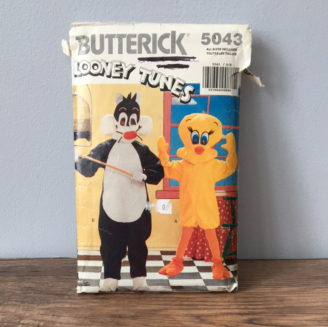 Childrens Costume Sewing Pattern Looney Tunes Tweety Bird and Sylvester Cat Size S to M Butterick 5043