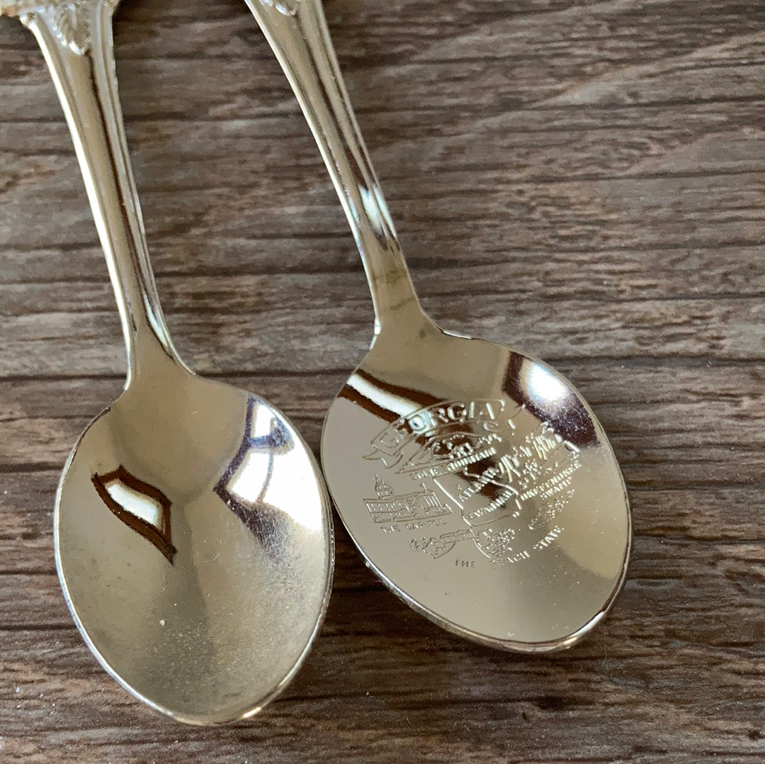 4 USA Vintage Souvenir Spoons Nevada Georgia Idaho Hawaii