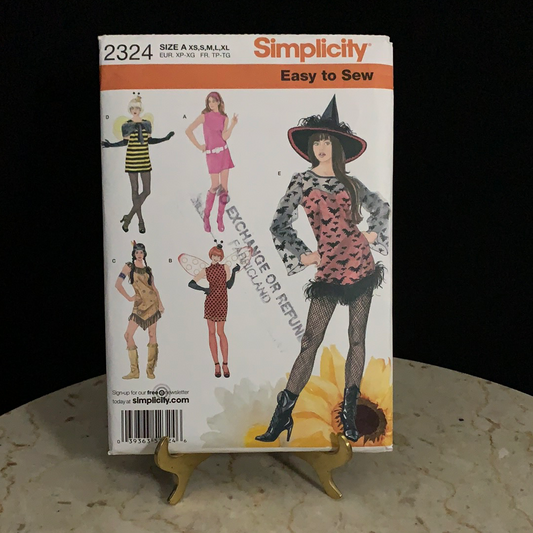 Simplicity 2324 Easy to Sew Miss Costume Pattern