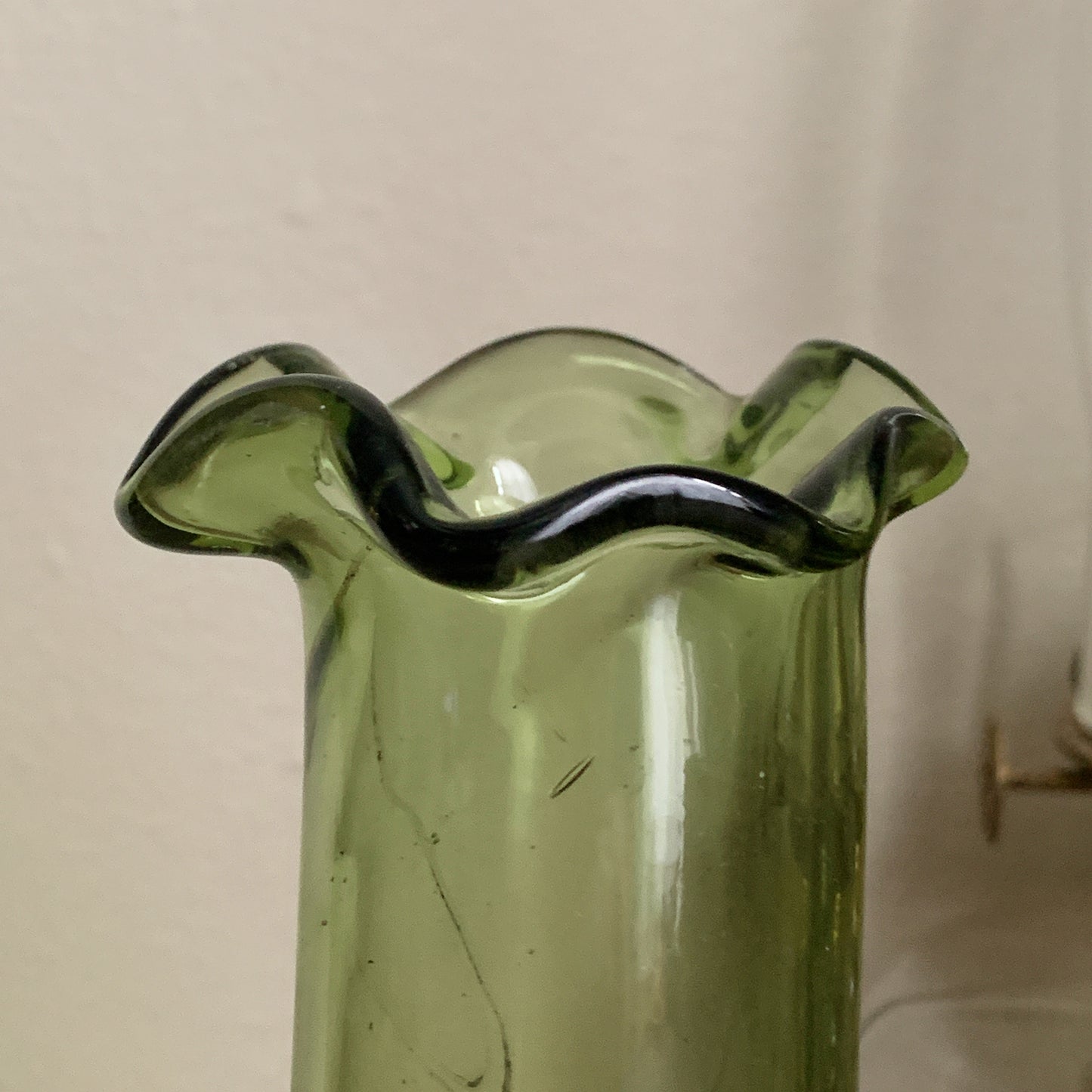 Green Blown Glass Vase, Small Glass Bud Vase with Ruffle