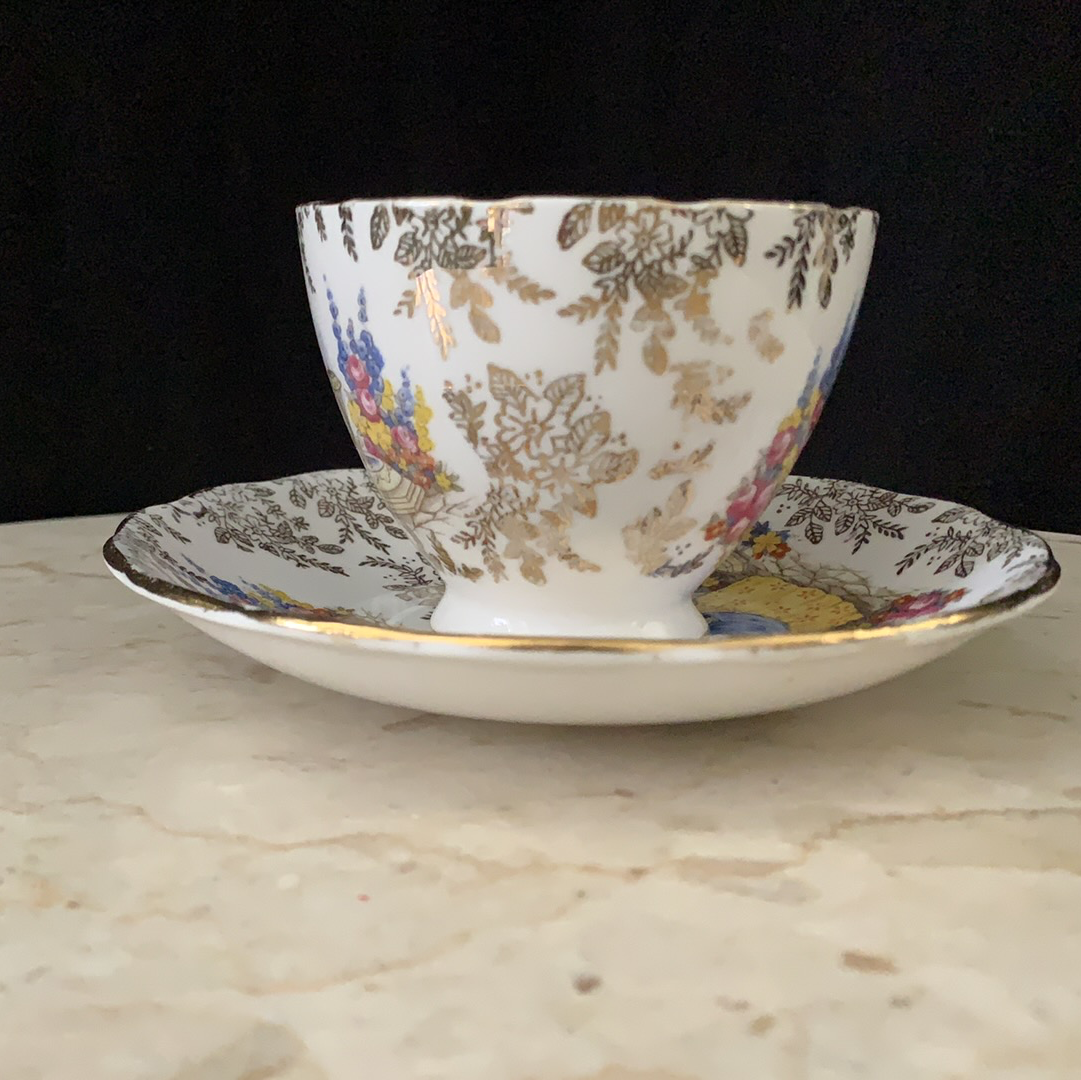 Vintage Tea Cup with Gold Floral Pattern Lady in the Garden