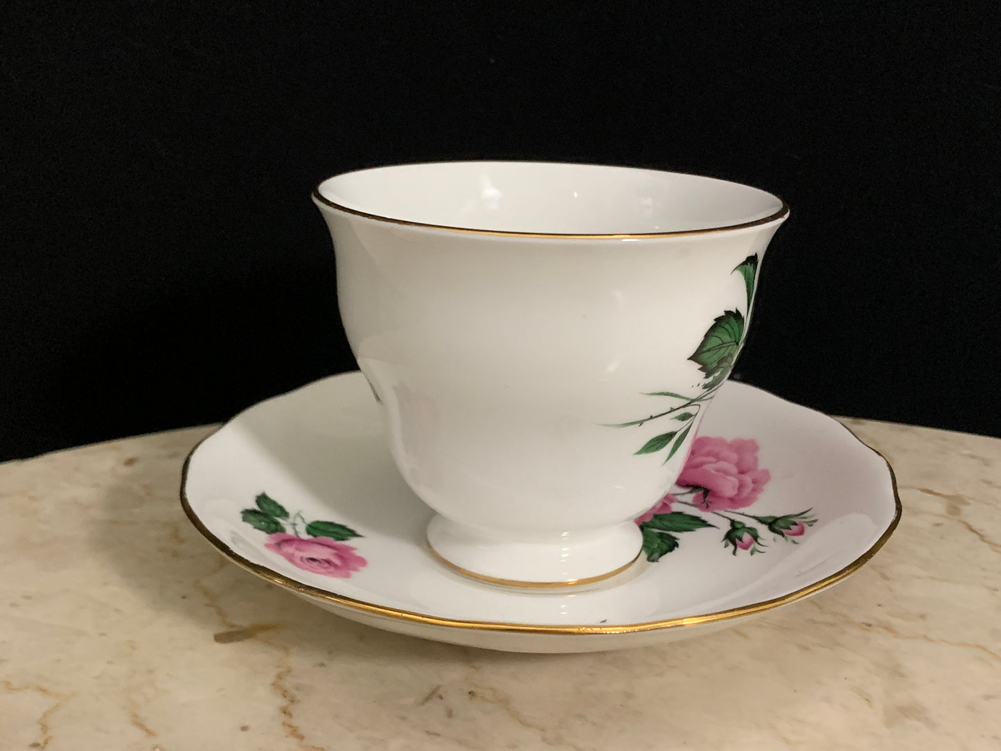 Vintage Tea Cup with Pink Roses Queen Anne Teacup