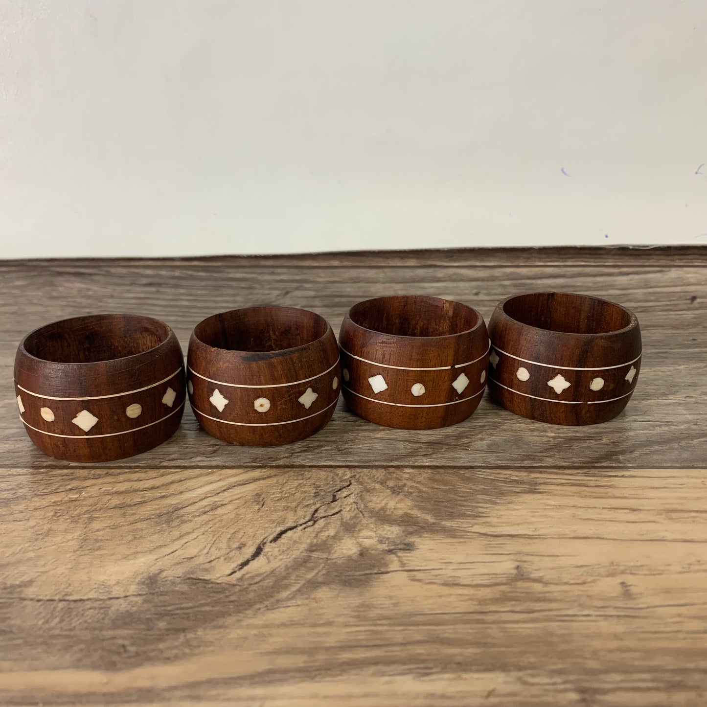 Wood Napkin Rings with Inlaid Design set of 4 Vintage Wooden Napkin Rings