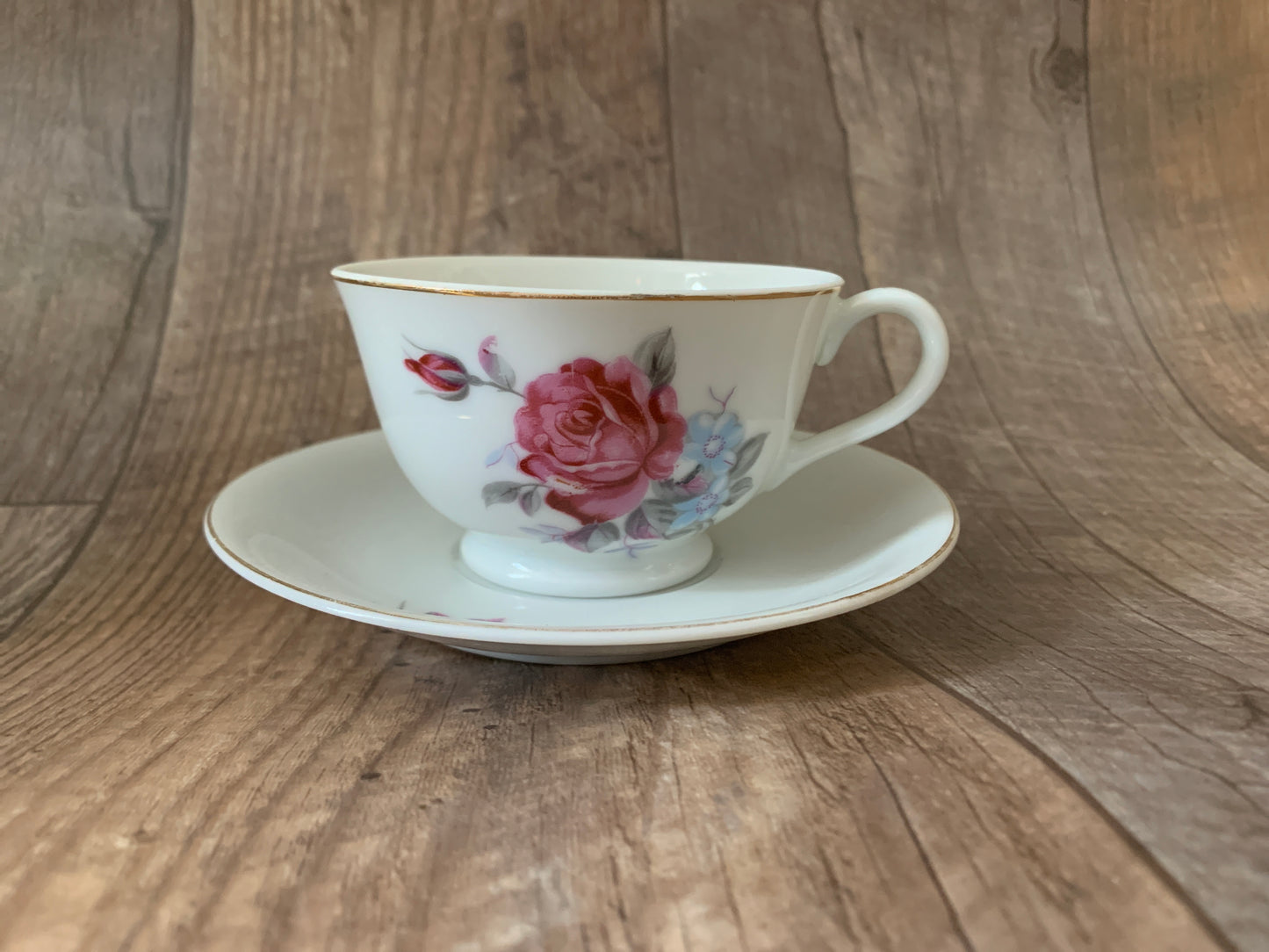 Set of 4 Vintage Floral Teacups Instant Tea Party