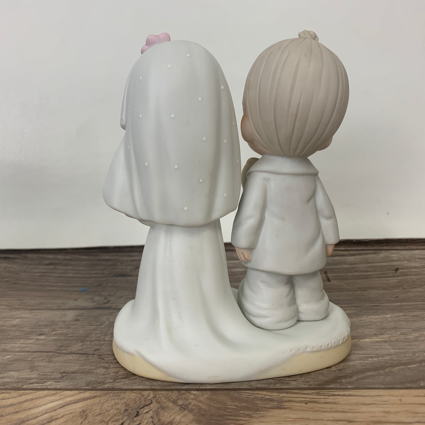 Precious Moments "The Lord Bless you and Keep You" 1979 Figurine Vintage Wedding Gift