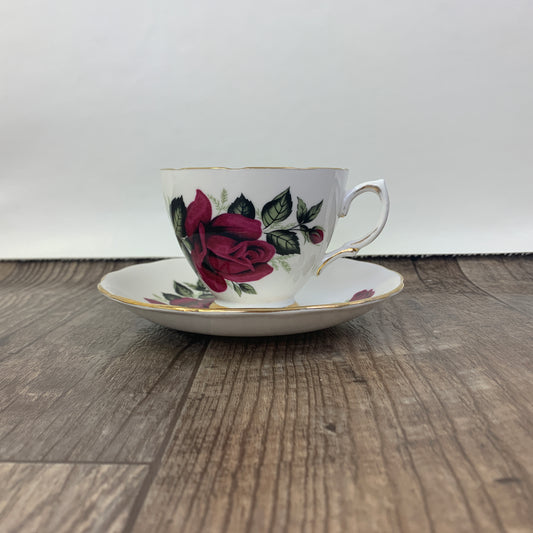 Vintage Teacup with Red Roses, Colclough English China Tea Cup