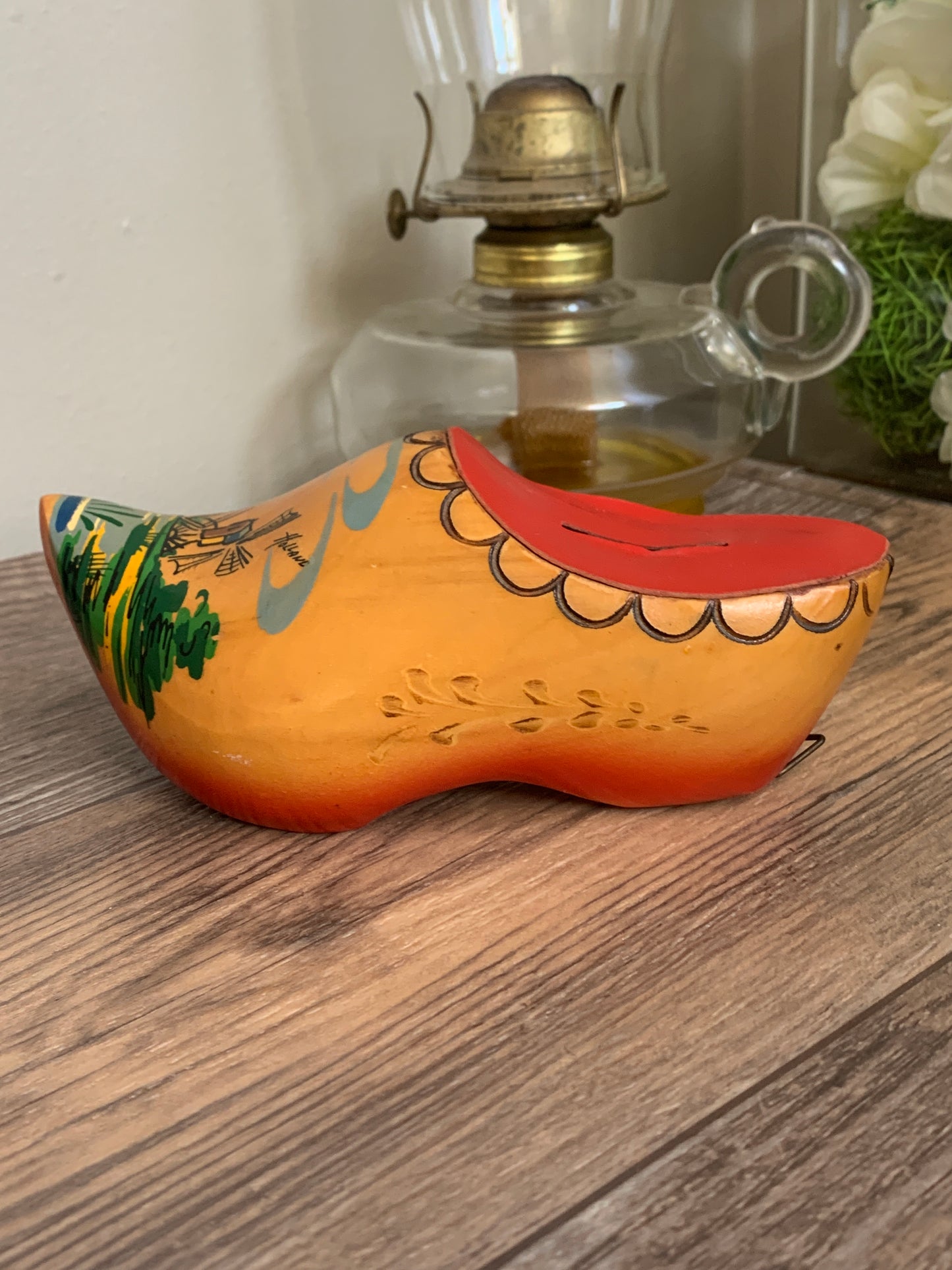 Holland Wooden Shoe Coin Bank Travel Souvenir Dutch Collectible Travel Souvenir No Key