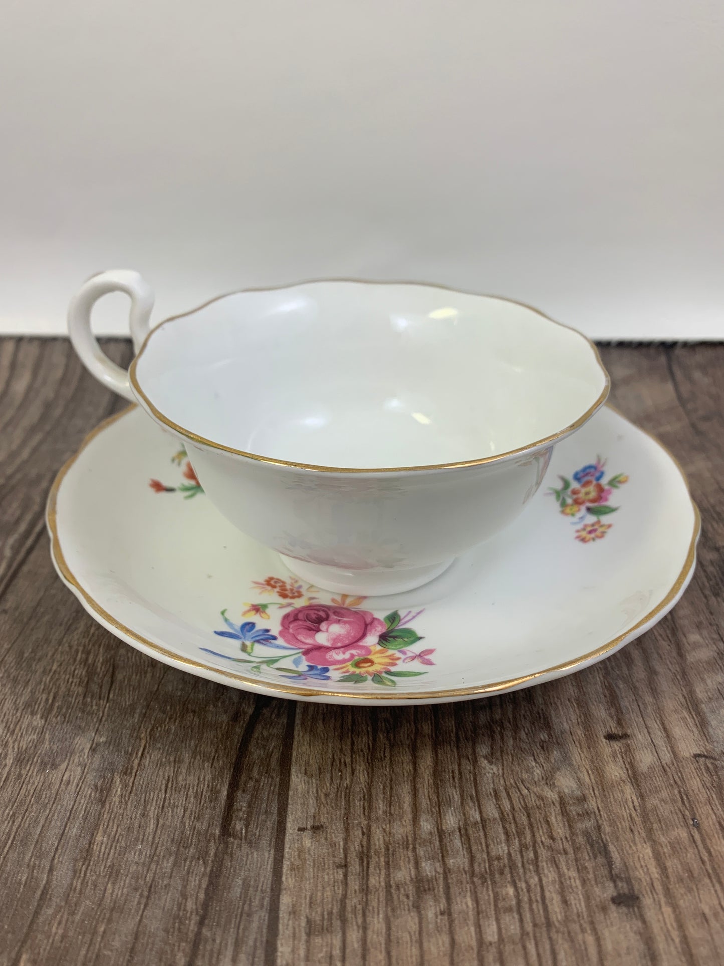 Vintage Teacup with Floral Pattern Wide Mouth Tea Cup Radford Bone