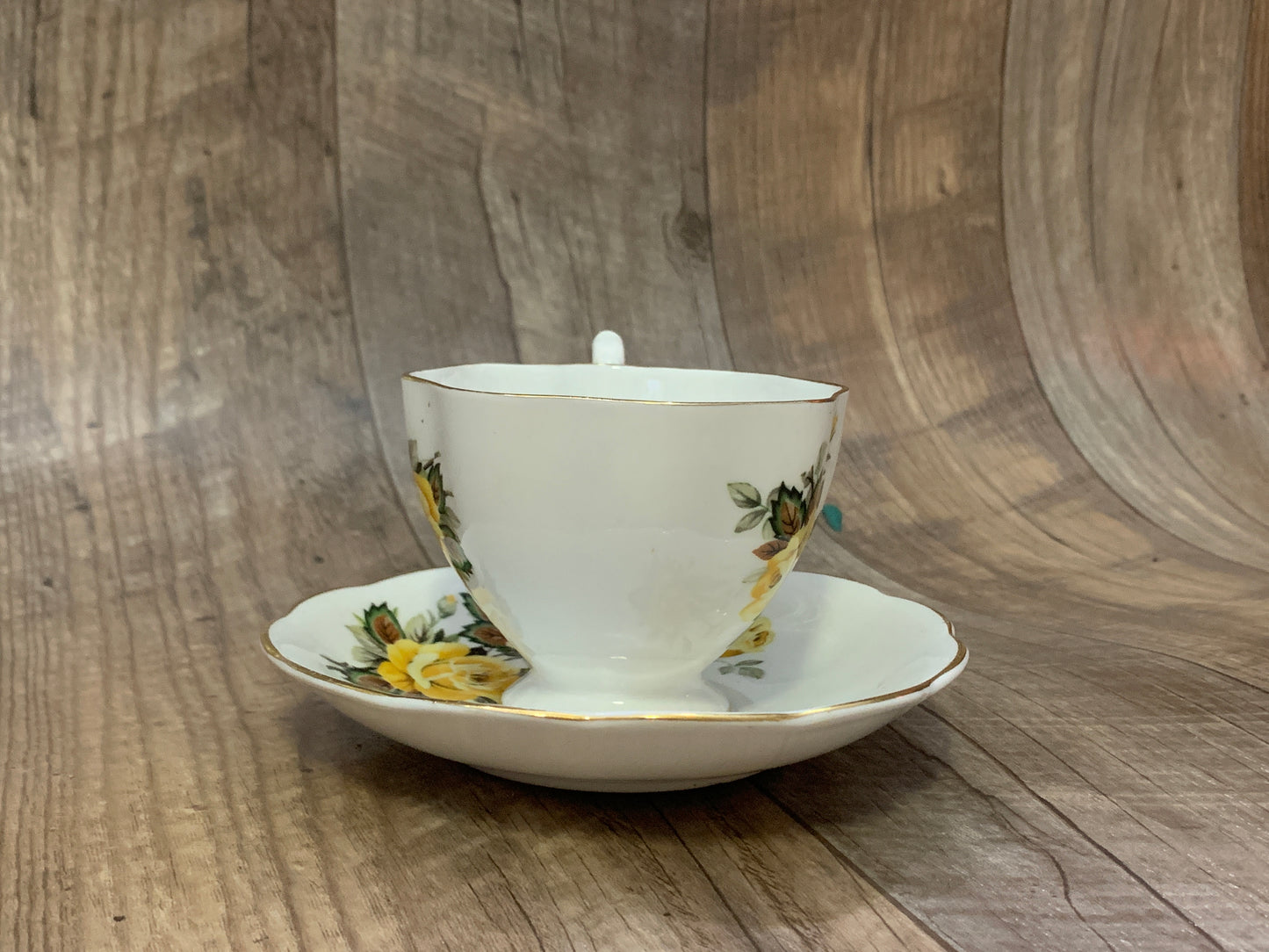 Yellow Floral Vintage Tea Cup Queen Anne Teacup