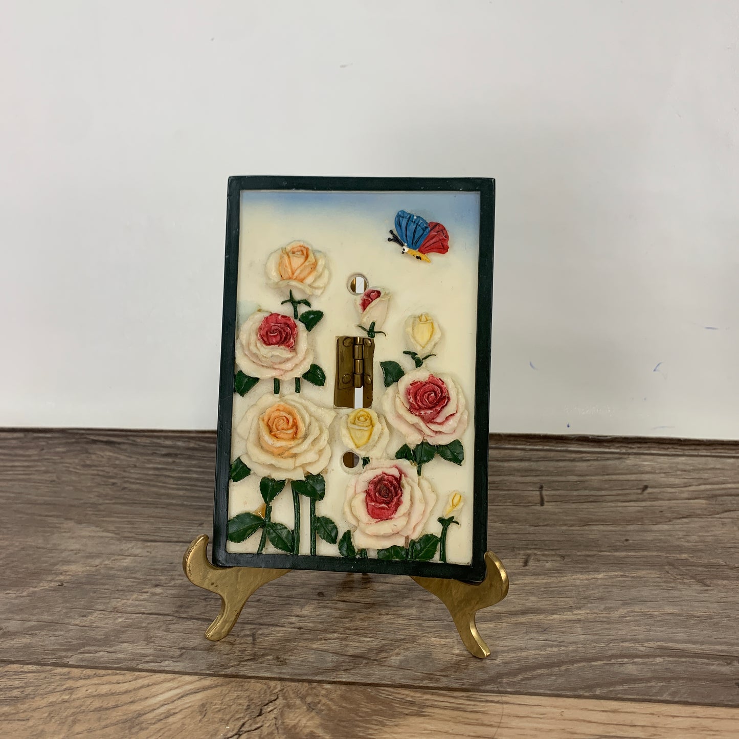 Vintage 3D Floral Switch Plate