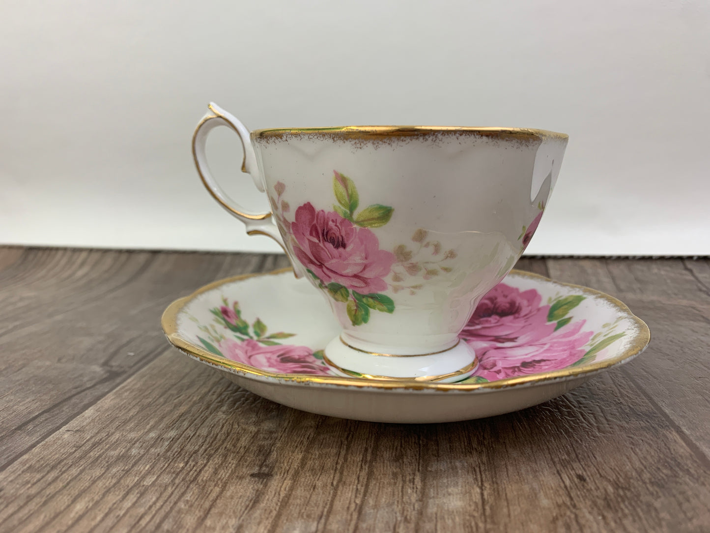 Royal Albert American Beauty Vintage Tea Cup with Pink Roses