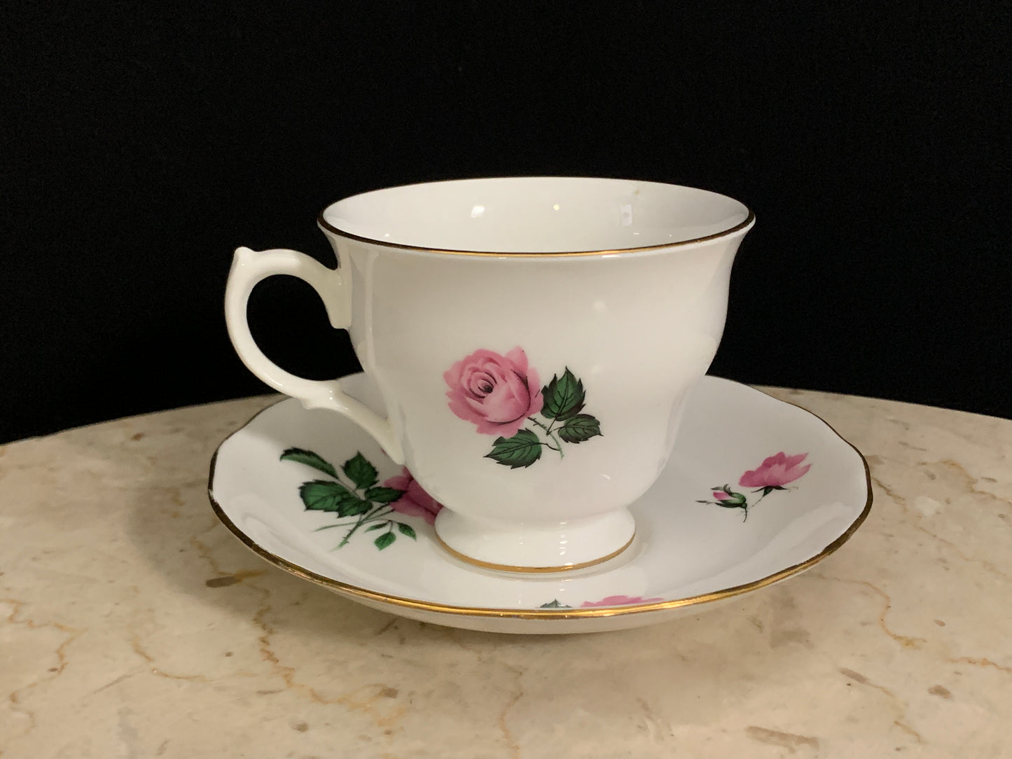 Vintage Tea Cup with Pink Roses Queen Anne Teacup