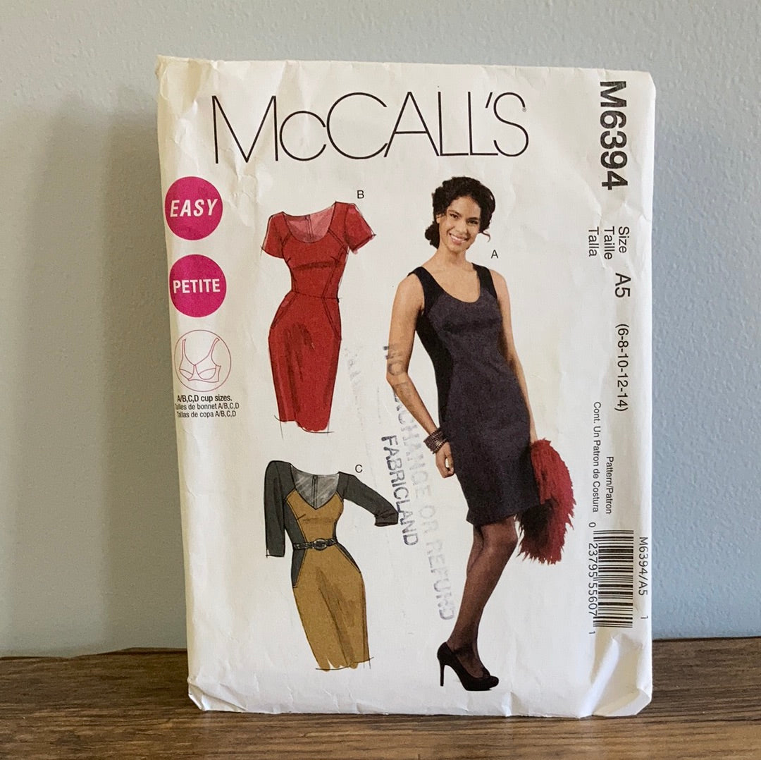 Misses and Misses Petite Lined Dress Sewing Pattern Size 6 to 14 McCalls 6394