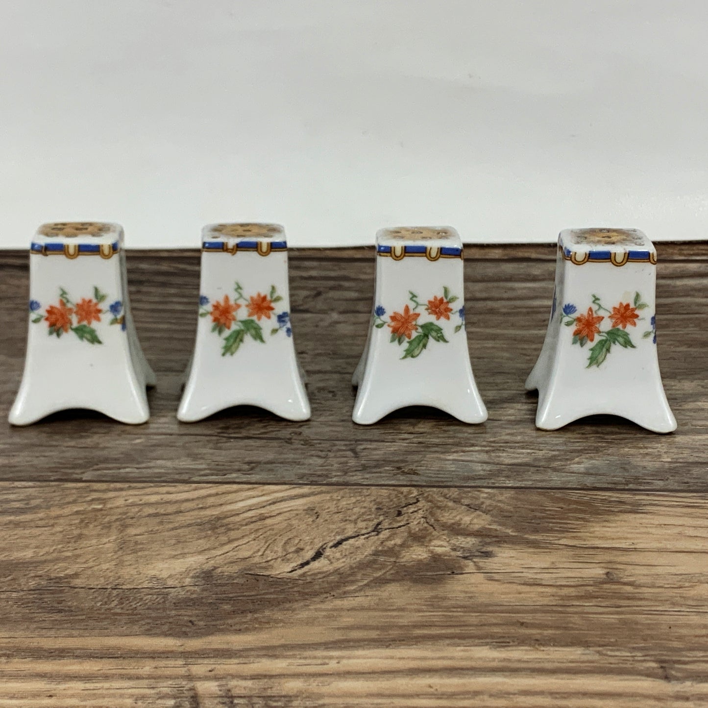 Salt and Pepper Shakers Set of 4, Nerlich & Co Victoria Square Montreal