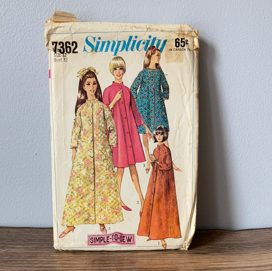 Misses Housedress Robe in Knee or Full Length Vintage Sewing Pattern Size 12 Simplicity 7362
