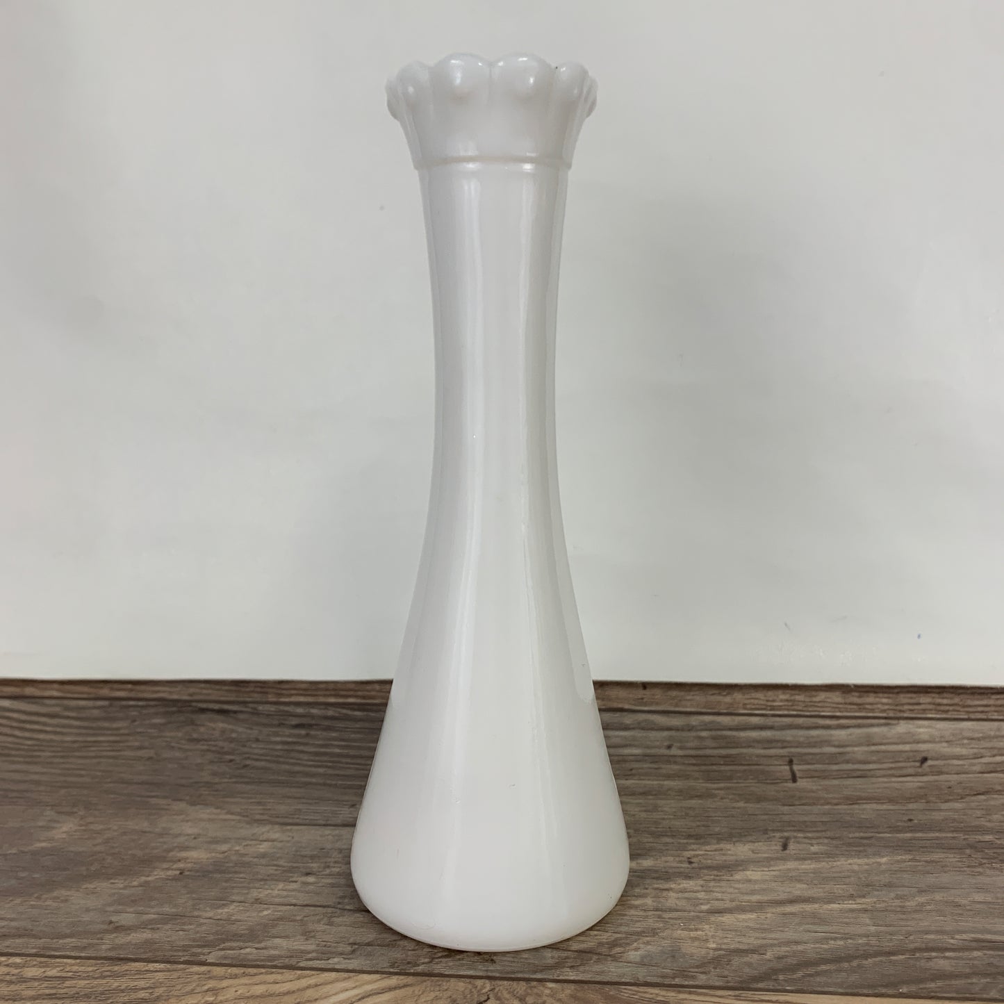 White Bud Vase with Scalloped Rim, Vintage Milk Glass Bud Vase