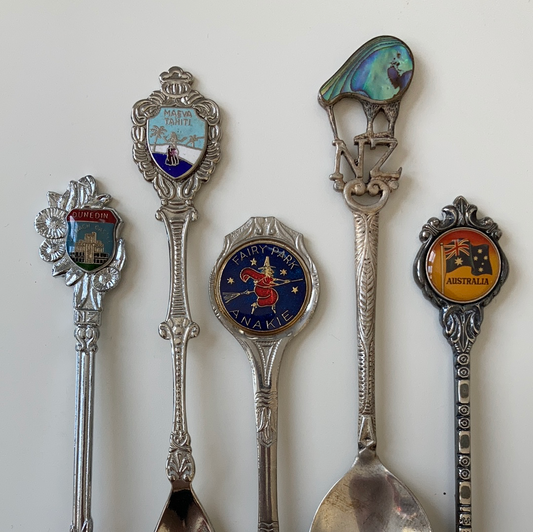 5 Australia New Zealand Tahiti Vintage Collectible Souvenir Spoons