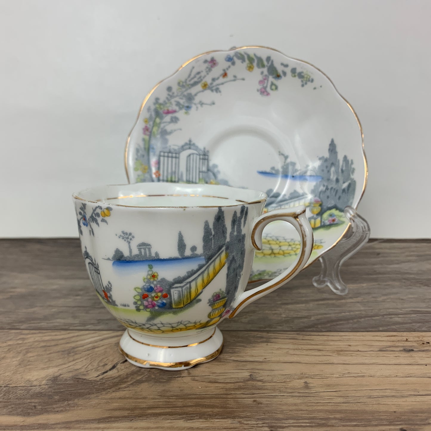 Royal Albert Rosedale Vintage Hand Painted Tea Cup
