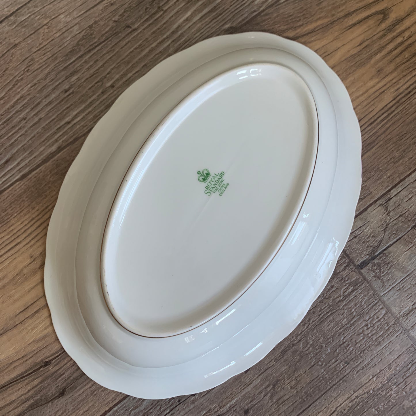 Royal Standard Oval Vegetable Bowl