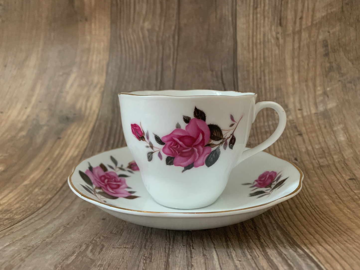 Set of 4 Vintage Floral Teacups Instant Tea Party