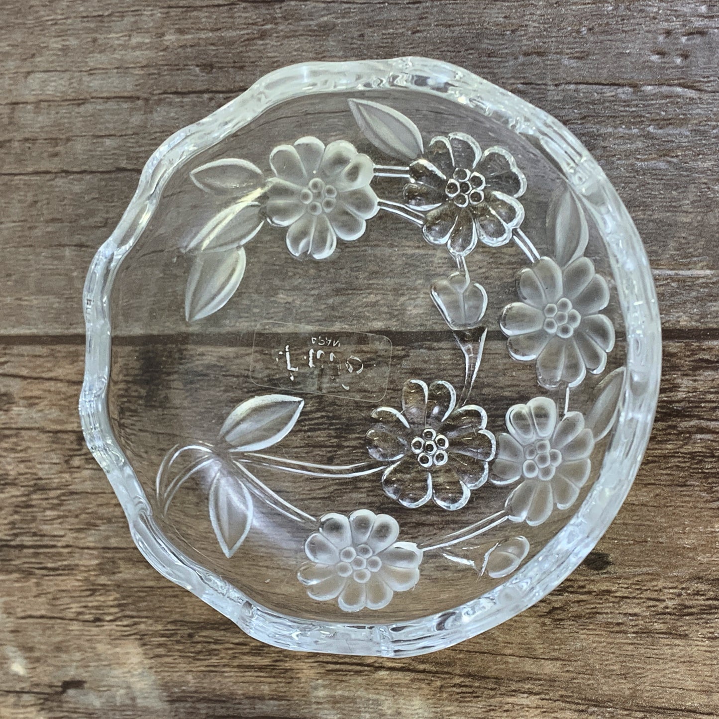 Small Lidded Jewelry Dish, Trinket Box with Raised Floral Pattern