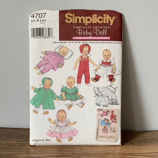 Doll Clothes Sewing Pattern for Dolls 12 inches to 22 inches Simplicity Archive 4707
