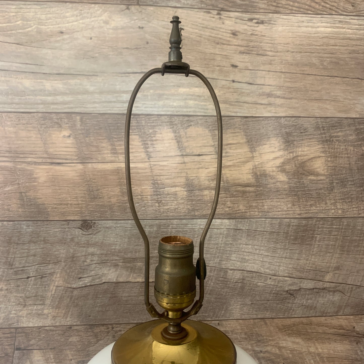 Mid Century Milk Glass Lamp, Retro Brass and White Table Lamp, Mod Shape