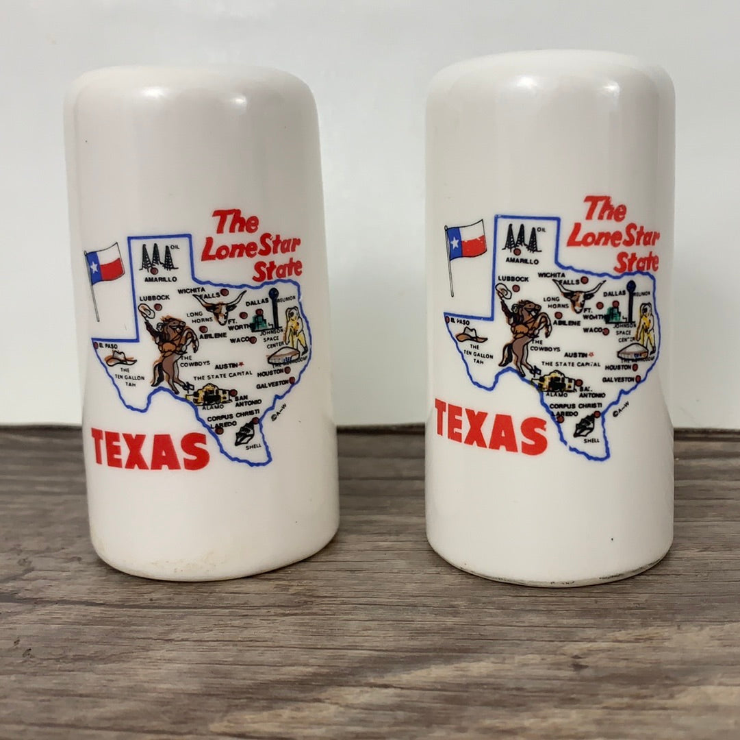 Vintage Texas Travel Souvenir Salt and Pepper Shakers