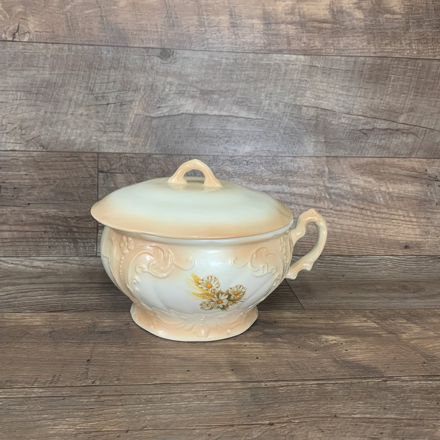 Vintage Ceramic Lidded Chamber Pot with Daisy and Wheat Transfer