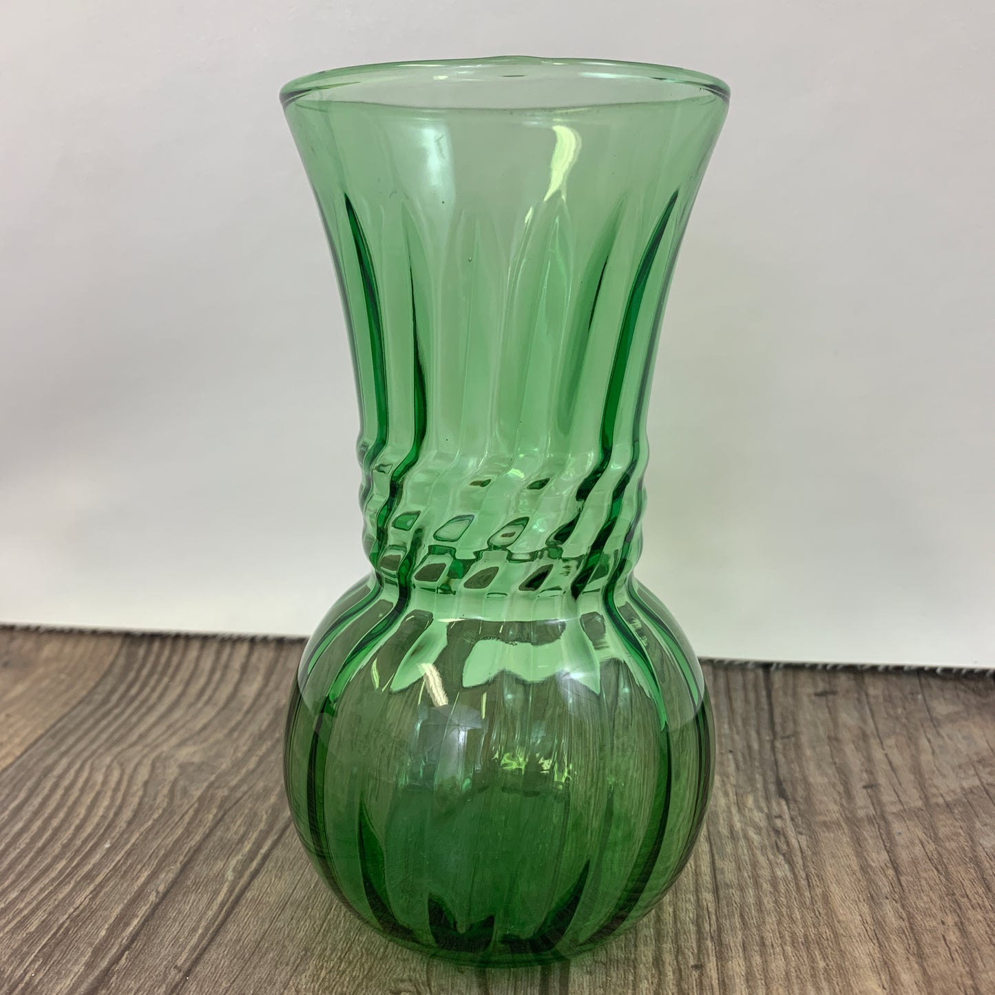 Vintage Green Glass Flower Vase with Swirl Design Anchor Hocking Emerald Green Optic Swirl Vase