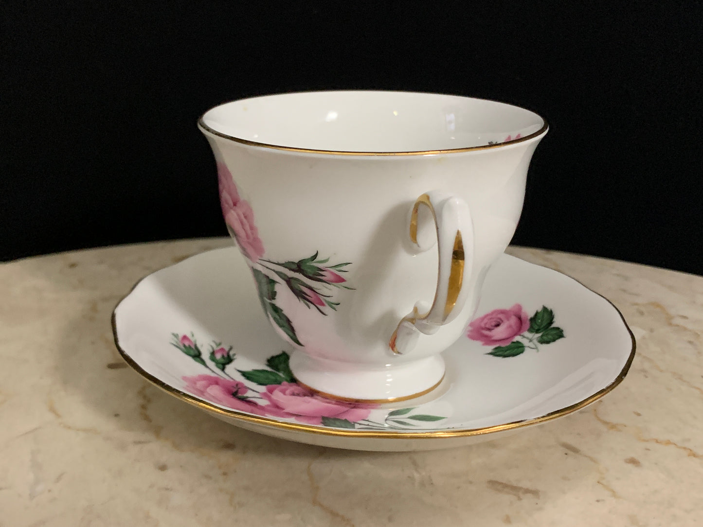 Vintage Tea Cup with Pink Roses Queen Anne Teacup